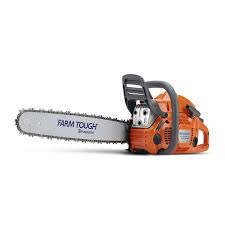 best gas chainsaw for cutting hardwood